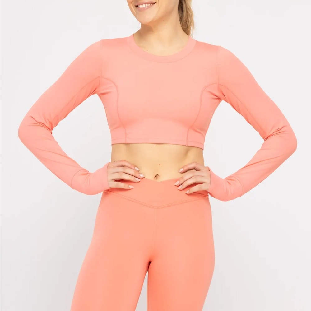 Athletic Top - image 3